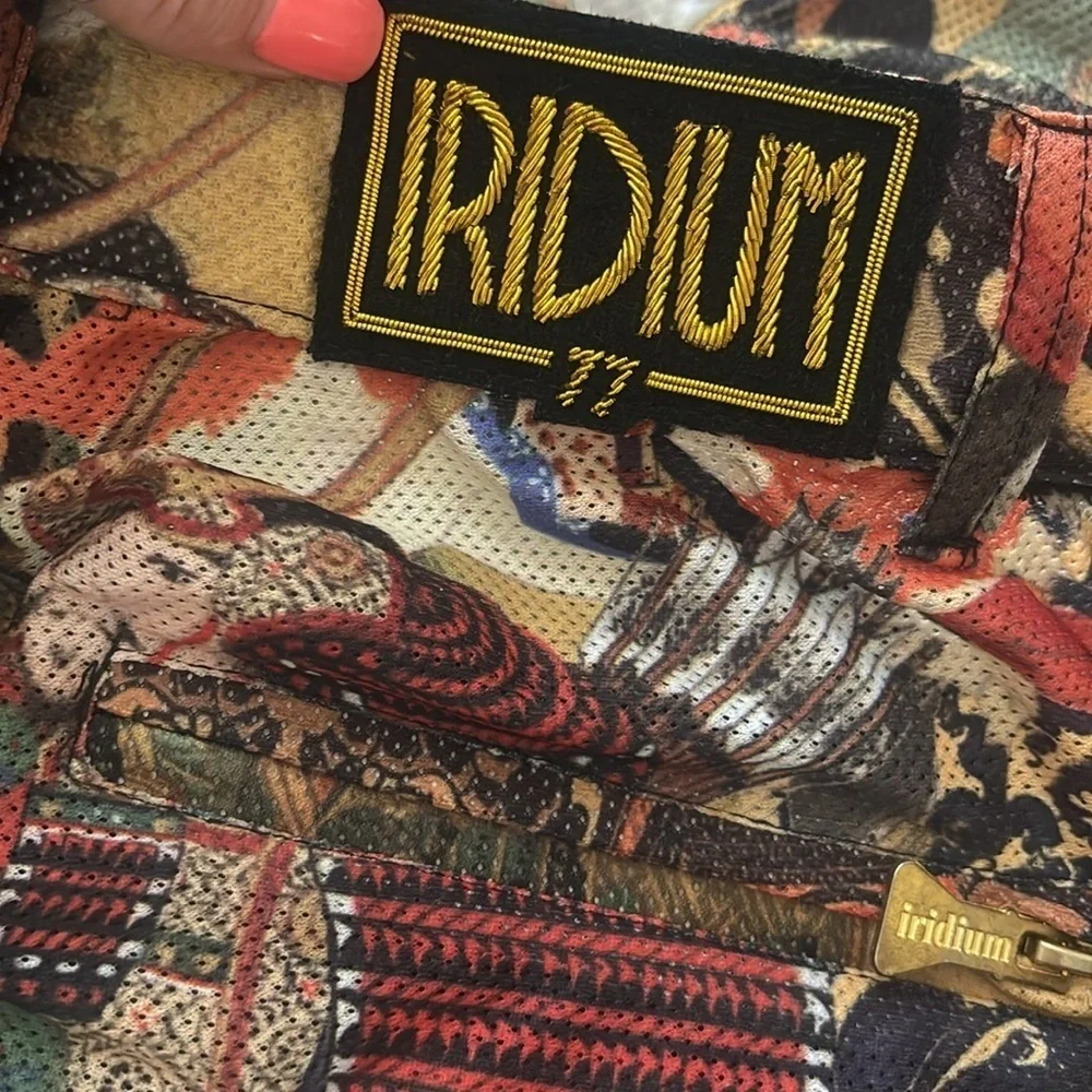 Iridium 77 Oriental perforated shorts
